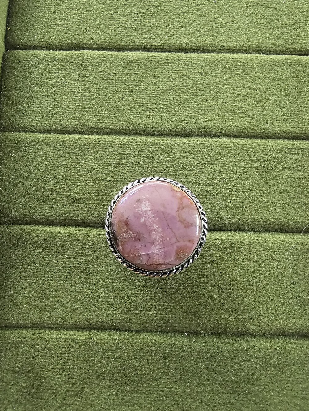 Silver Plated Ring Size 7.5